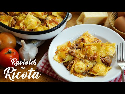 Видео: Рикотта Равиоли с колбасой Рагу