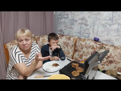 Видео: Занимаюсь мясом // посоветуйте пожалуйста // вкусные Стейки 😋//