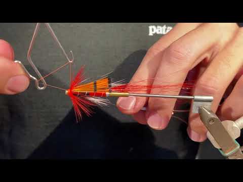 Видео: Смотрите очередной выпуск "Молчаливого" вязальщика. Мушка Allys Shrimp Tube.