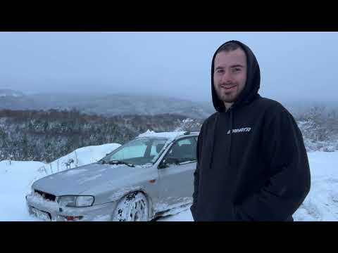 Видео: Карам daily колата си на сняг - Subaru Impreza gf8