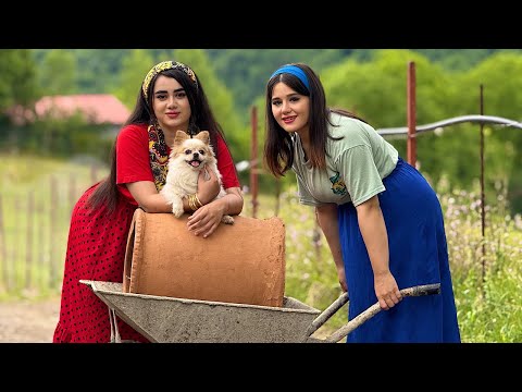 Видео: Приготовление традиционного тандури и жареной курицы по-деревенски в деревне!