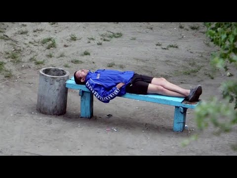 Видео: Алкаши  Приколы с алкашами Алкаши в пьяном угаре