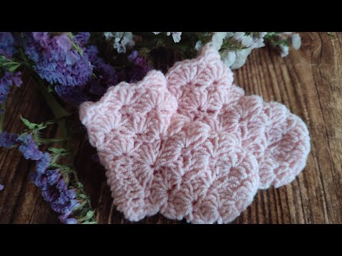 Видео: ДЕТСКИЕ НОСОЧКИ крючком / Crochet BABY SOCKS