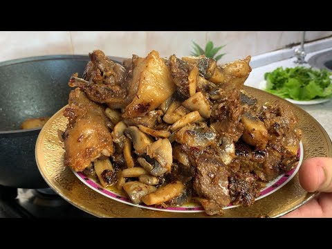 Видео: Баранина с Грибами 🍄 Мясо с Грибами Нууу Очень Вкусное Блюдо #мясо #грибы  #рецепты #мясосгрибами