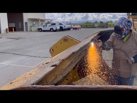 Видео: Реконструкция перрона CAT 627