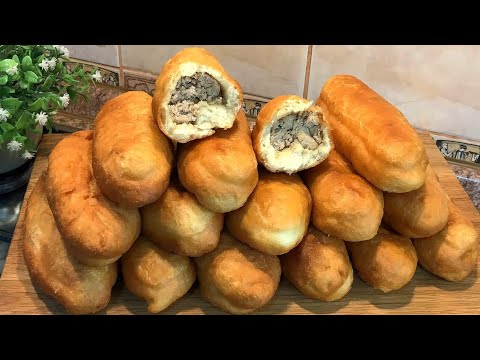 Видео: Уличные ПИРОЖКИ из детства! Вкуснейшие жареные пирожки с мясом! Вспомните этот незабываемый вкус!