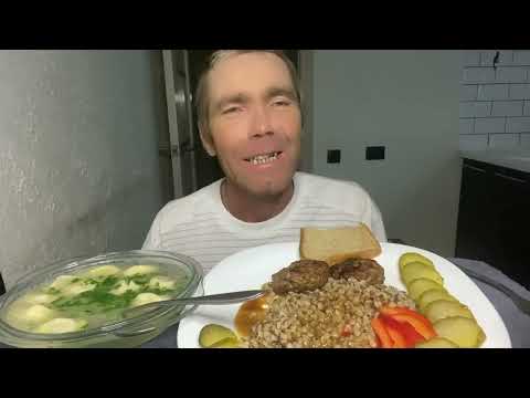 Видео: МУКБАНГ от Сергея | ответы на вопросы ❓