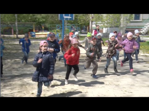 Видео: Жизнь Замечательных детей! Один день из жизни детей в садике.