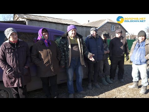 Видео: Вільний мікрофон: люди скаржаться на "дерибан" землі