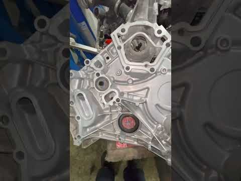 Видео: М272 м273  передняя крышка двигателя ￼