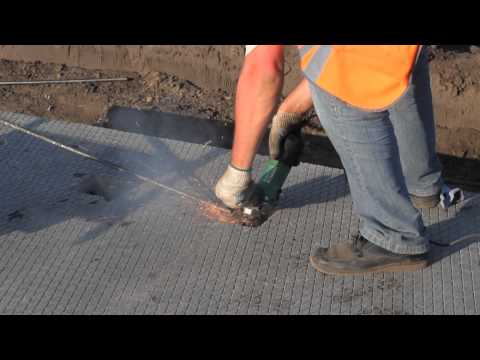 Видео: Инновационная технология укладки дороги