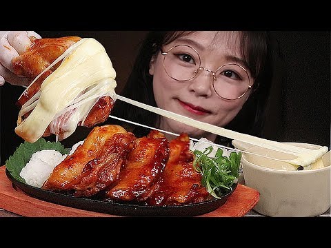 Видео: ASMR Еда барбекю курица🍗 с сыром🧀 | BBQ CHICKEN WITH CHEESE MUKBANG