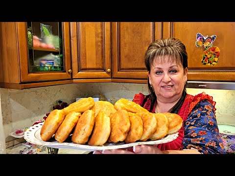 Видео: Пышные как пух! Яблочные ОЛАДЬИ на КЕФИРЕ! Секреты пышных оладьев!