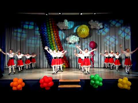 Видео: 16 Итальянский танец «Тарантелла»