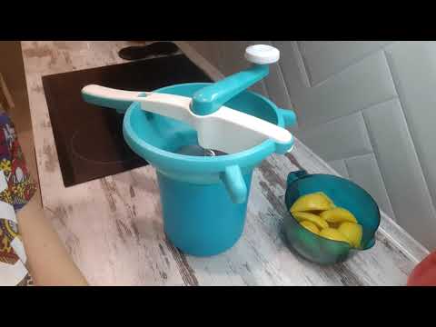 Видео: Яблочное пюре в Мельнице "Фантазия" Tupperware