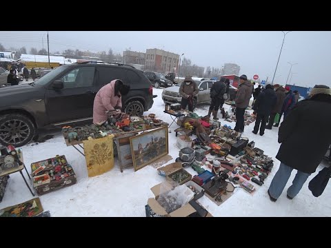 Видео: Как продать старые вещи ?  Торгуем на Барахолке город Ярославль