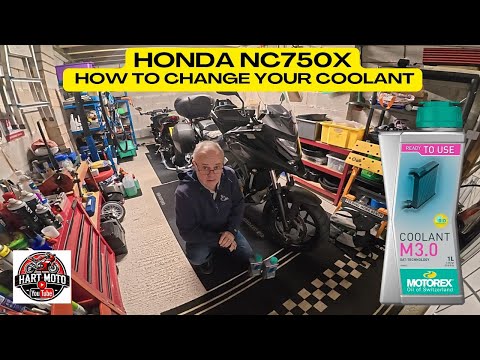 Видео: ПРОСТАЯ замена охлаждающей жидкости на Honda NC750X DCT | Экономьте деньги и сделайте это сами!