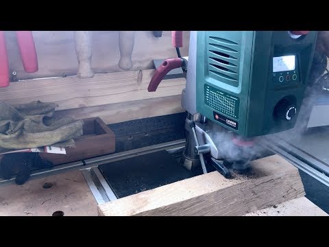 Видео: Цифровой сверлильный станок Bosch PBD40 в действии! — Воскресный магазин