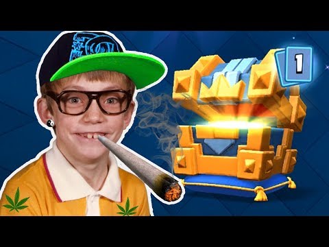 Видео: ВЫБИЛ ПЕРВУЮ ЛЕГУ "МАЖОРУ" • Clash Royale