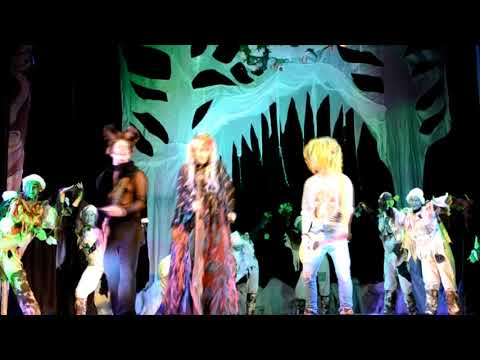 Видео: Новогодние приключения Маши и Вити