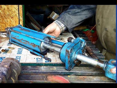 Видео: Самодельный трактор. Ремонт гидроцилиндра ЦС90