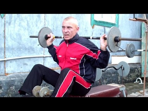 Видео: Как правильно качать пресс