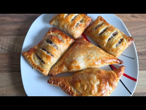 Видео: Сочная слойка с мясом.😋👍