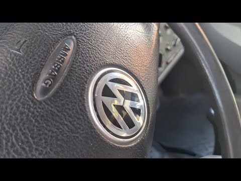 Видео: Меняем датчик температуры в ТНВД  2.5TDI VW T4. Неправильные показатели температуры топлива. #306
