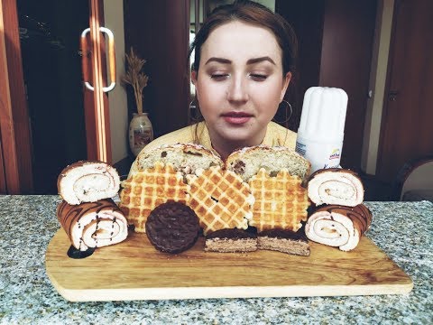 Видео: Кулич Вафли Взбитые сливки| Easter cake Sweet roll Whipping cream |  eating show | 먹방