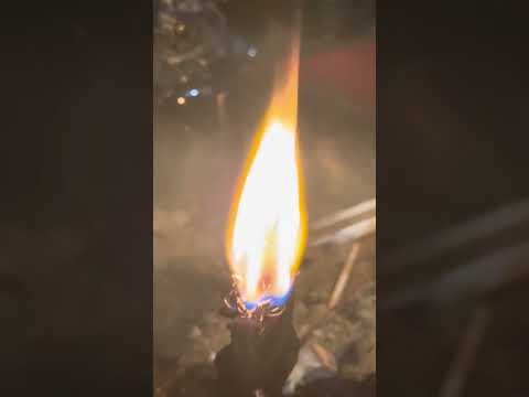 Видео: Чистка от негатива через безмолвие.Смотрите на огонь 🔥 свечи молча, вся тяжесть отпустит.