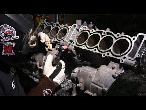 Видео: #ЧП-2 Из ДВУХ блоков инвалидов, сделаем один нормальный, сварка блока YAMAHA