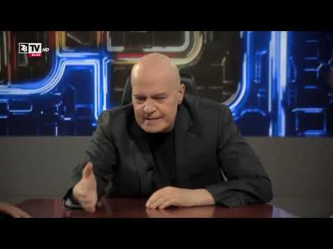 Видео: Редколегията във "Вечерното шоу на Слави Трифонов".