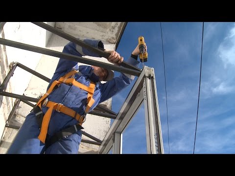 Видео: Максимус окна - монтаж крыши на лоджии