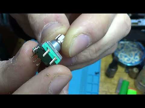 Видео: Барахлит звук на магнитоле Pioneer MVH-08UB. Замена энкодера.