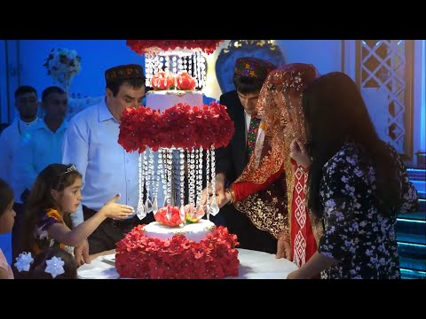 Видео: Нурали и Сарвиноз Свадебный клип