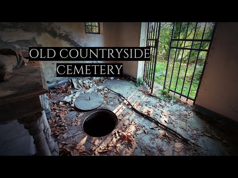 Видео: Нашла яму с останками на заброшенном кладбище в Италии