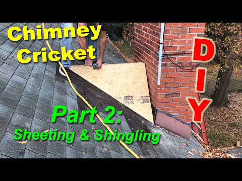 Видео: Сверчок в камине. Часть 2. Обшивка кровли листами и черепицей