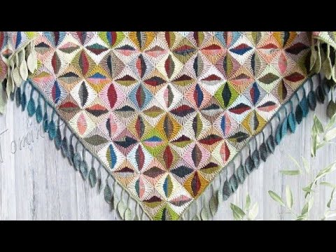 Видео: Как связать крючком очень оригинальную шаль со всеми деталями треугольной и прямоугольной шали.