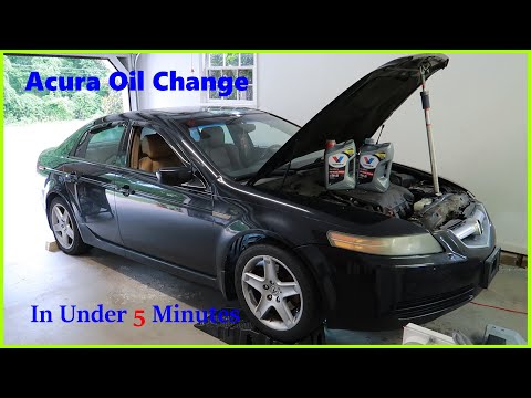 Видео: Как заменить масло в Acura TL 2004–2008 годов менее чем за 5 минут