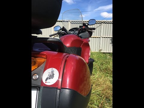 Видео: Honda Deauville 650. Мысли в движении.
