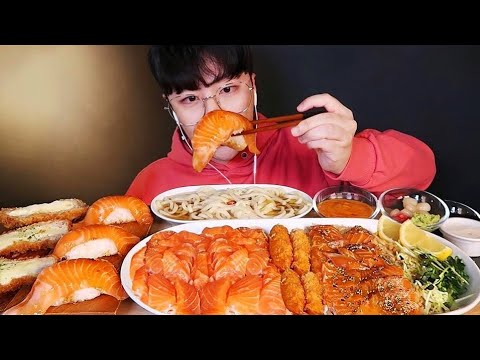 Видео: Вечеринка с лососем! 🥳 Суши с лососем, сашими и соевый соус Рис с лососем и рисом Mukbang
