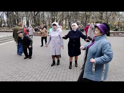 Видео: Танцы в Гомеле. 09.11.2025 г. 