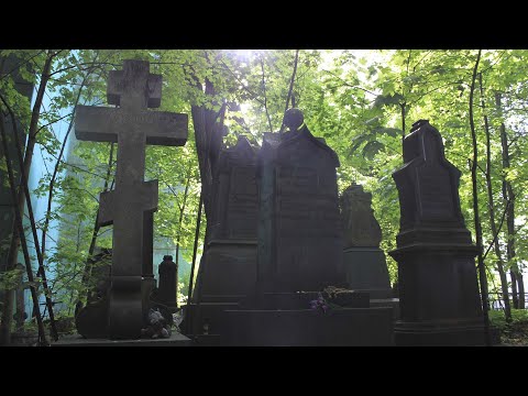 Видео: Старые захоронения Малоохтинского старообрядческого кладбища