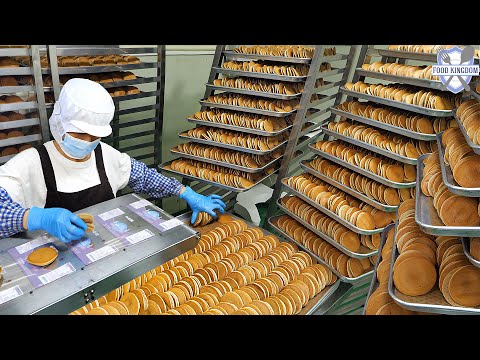Видео: Процесс массового производства корейских мини-блинчиков / Корейская хлебопекарная фабрика