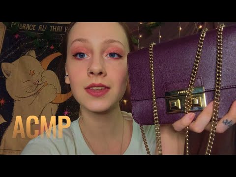 Видео: АСМР 🐾 ЧТО В МОЕЙ СУМКЕ 🤍 таппинг, близкий шепот, мурашки | ASMR my bag