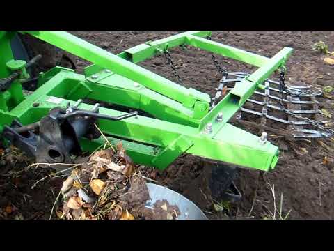 Видео: Пахота  трактором Т-25 , плугом Bomet 2x30  частина 2