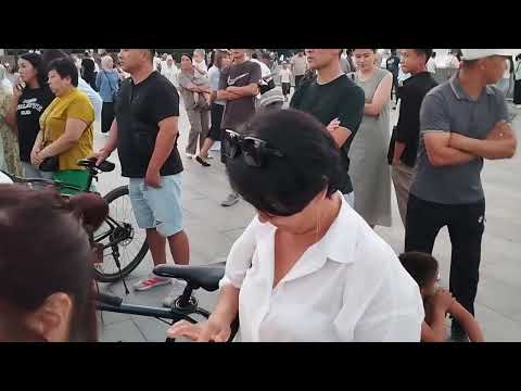 Видео: Кыргызды  данктап ырдашты уккан Элдер жыргашты