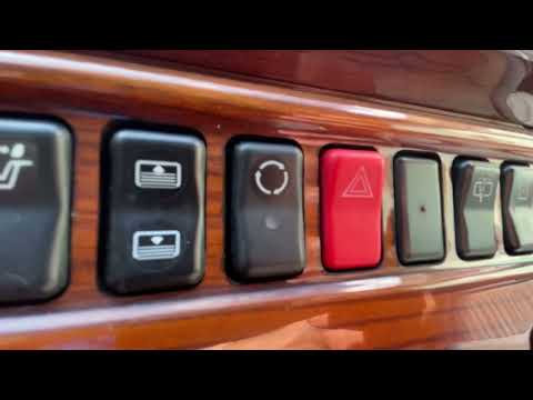 Видео: Mercedes-Benz W124 E320 LLORD AMG - Обзор кнопок опций в салоне
