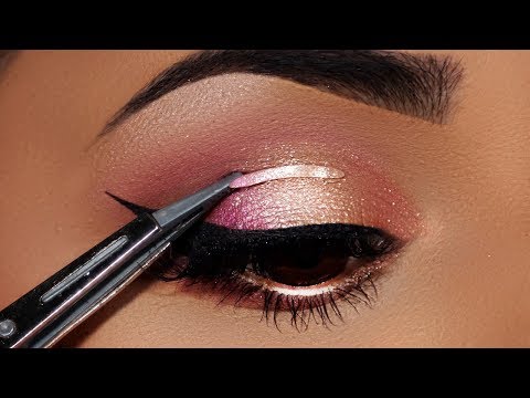 Видео: НАВЕСНЫЕ ГЛАЗА/ОПУХШИЕ ВЕКИ: нужна ли вам клейкая лента для век?