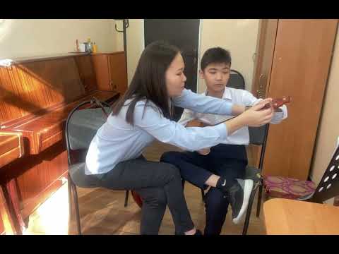 Видео: Ашық сабақ. Тақырыбы: "Домбыра аспабында оң қол және сол қол қойылымдары"